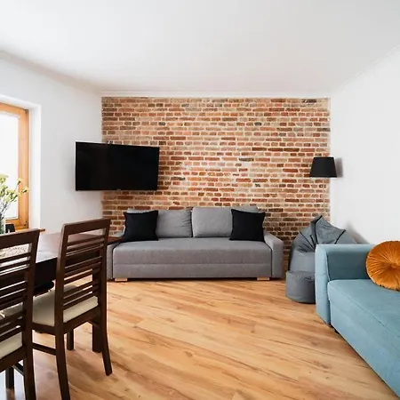 Apartment - Centre *